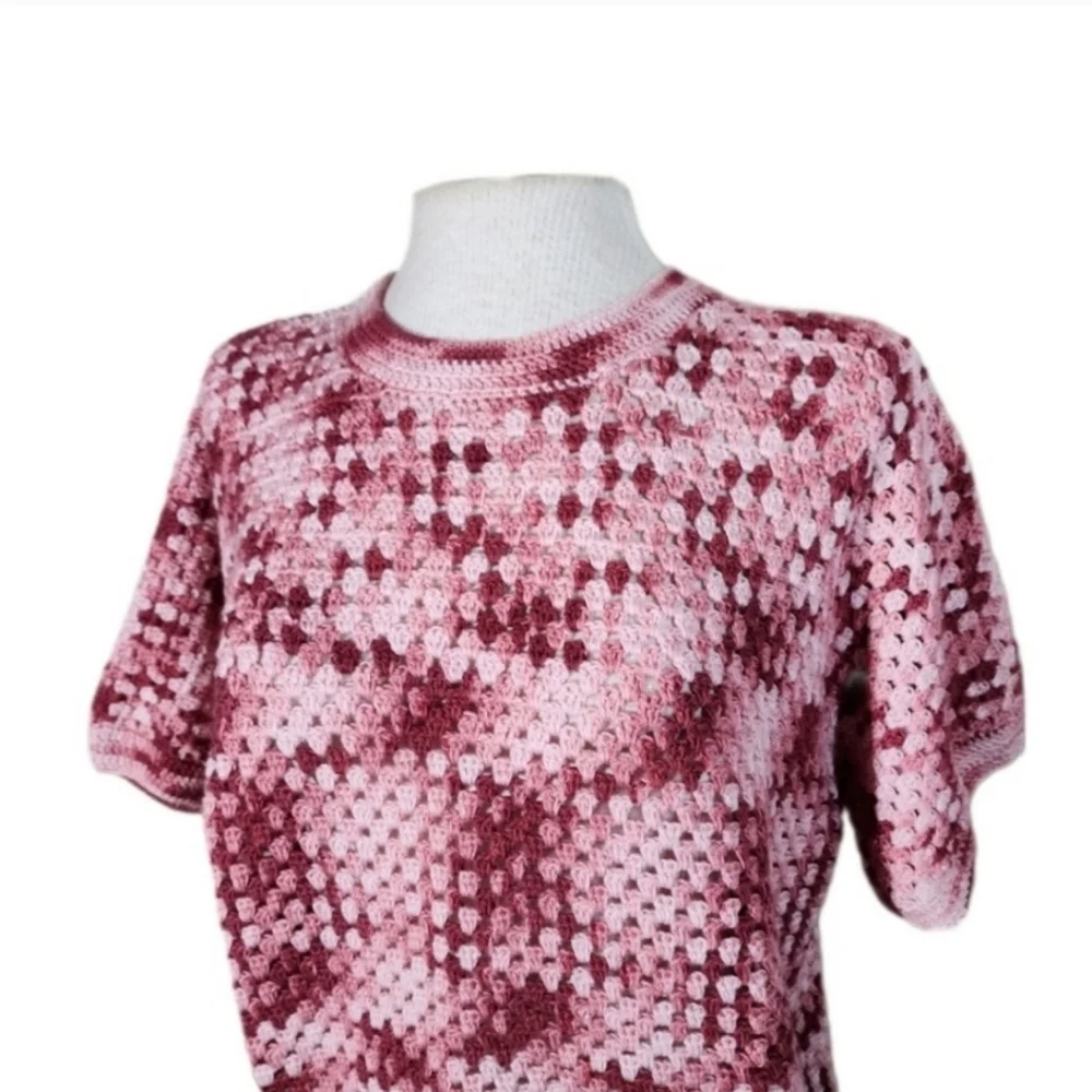 Hand Crafted Crocheted Pullover Pink Size L - Picture 8 of 12